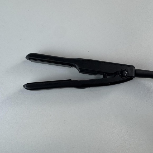 BeLissPRO Mini Hair Straightener Flat Iron‎ Travel Styling Tool Portable Black - Picture 5 of 8